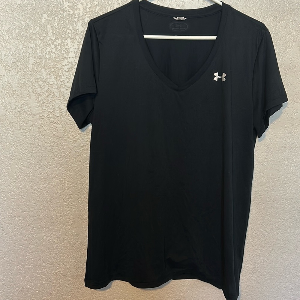Under Armour Black shirt XL